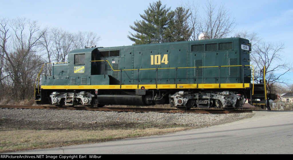 Ohio South Central Railroad (OSCR) 104